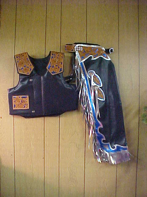 JUNIOR BULL RIDING CHAPS